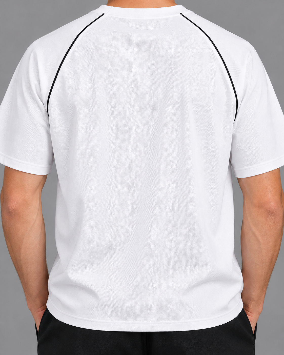 Contrast Piping Panel Raglan T-Shirt
