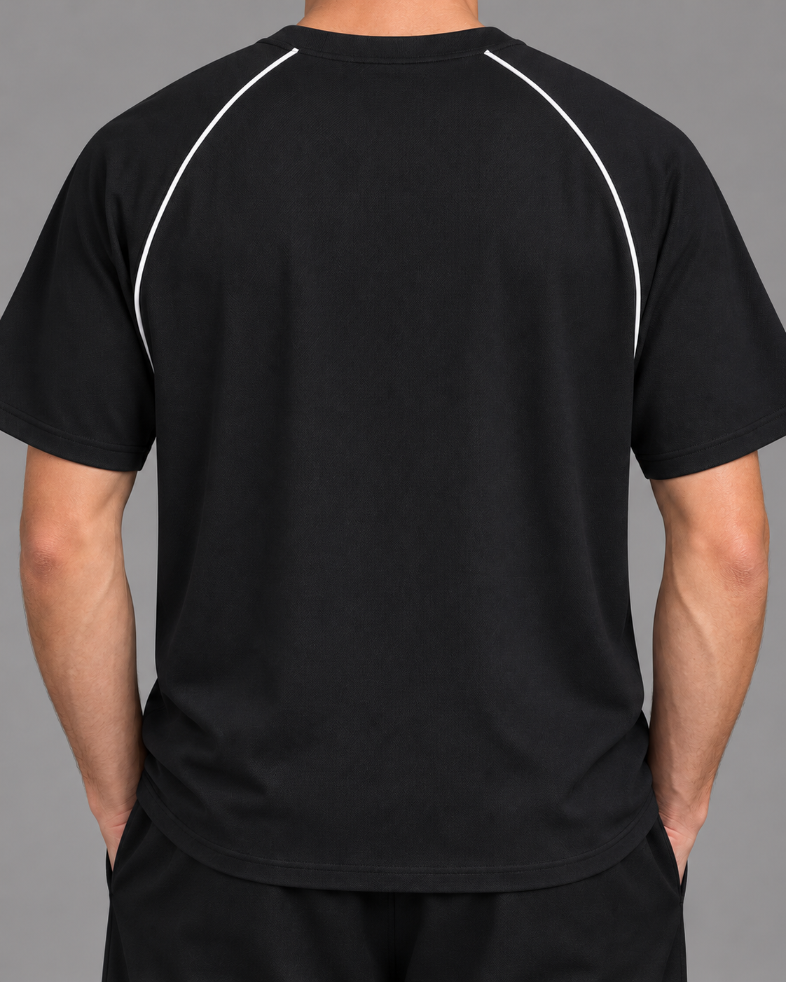Contrast Piping Panel Raglan T-Shirt