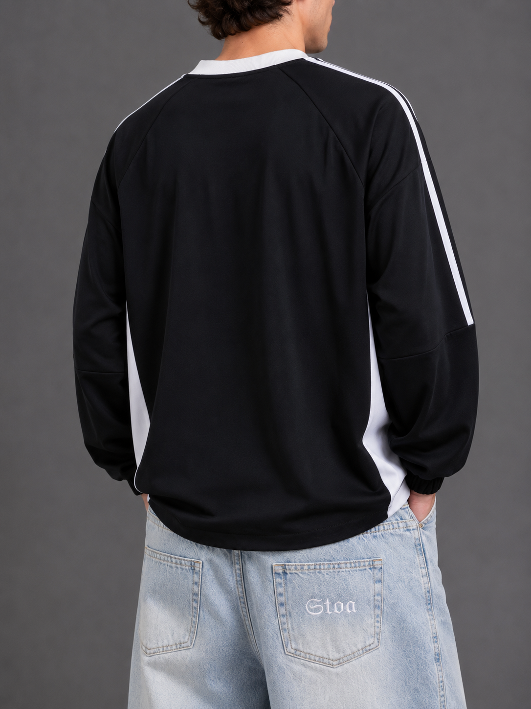Color-Block V-Neck Long-Sleeve T-Shirt