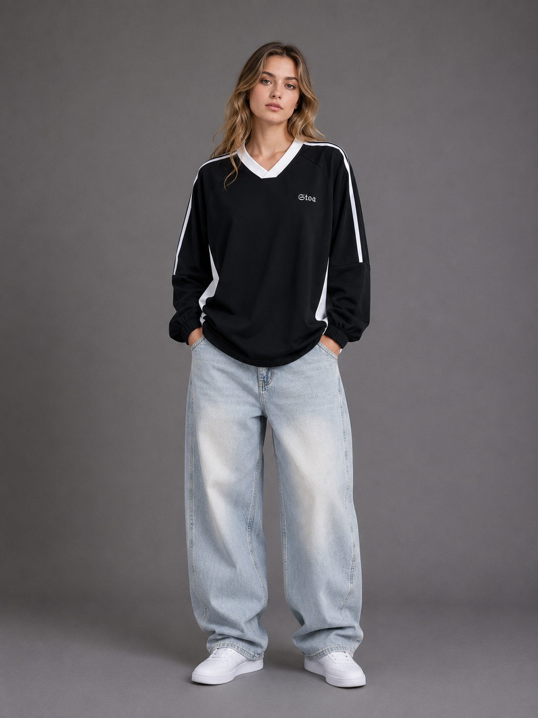 Color-Block V-Neck Long-Sleeve T-Shirt