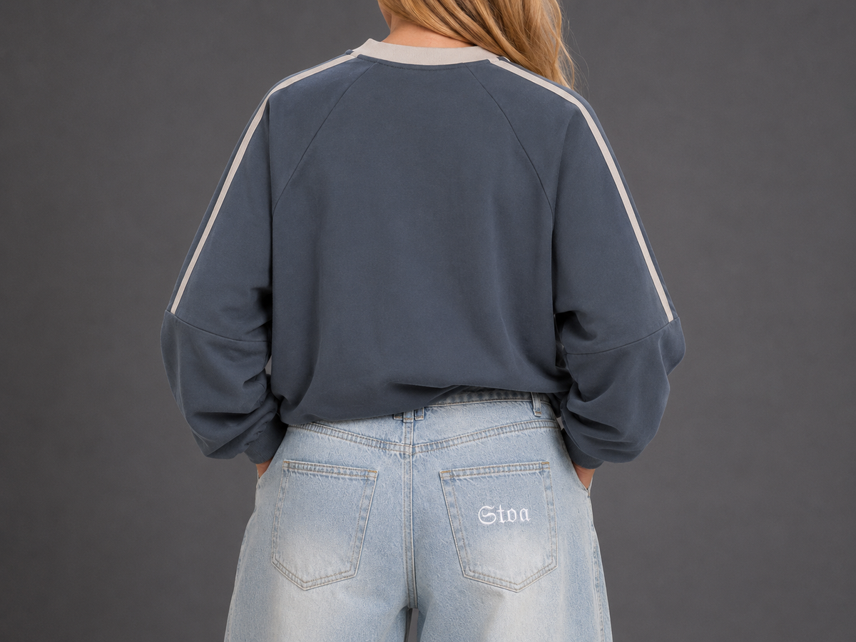 Color-Block V-Neck Long-Sleeve T-Shirt