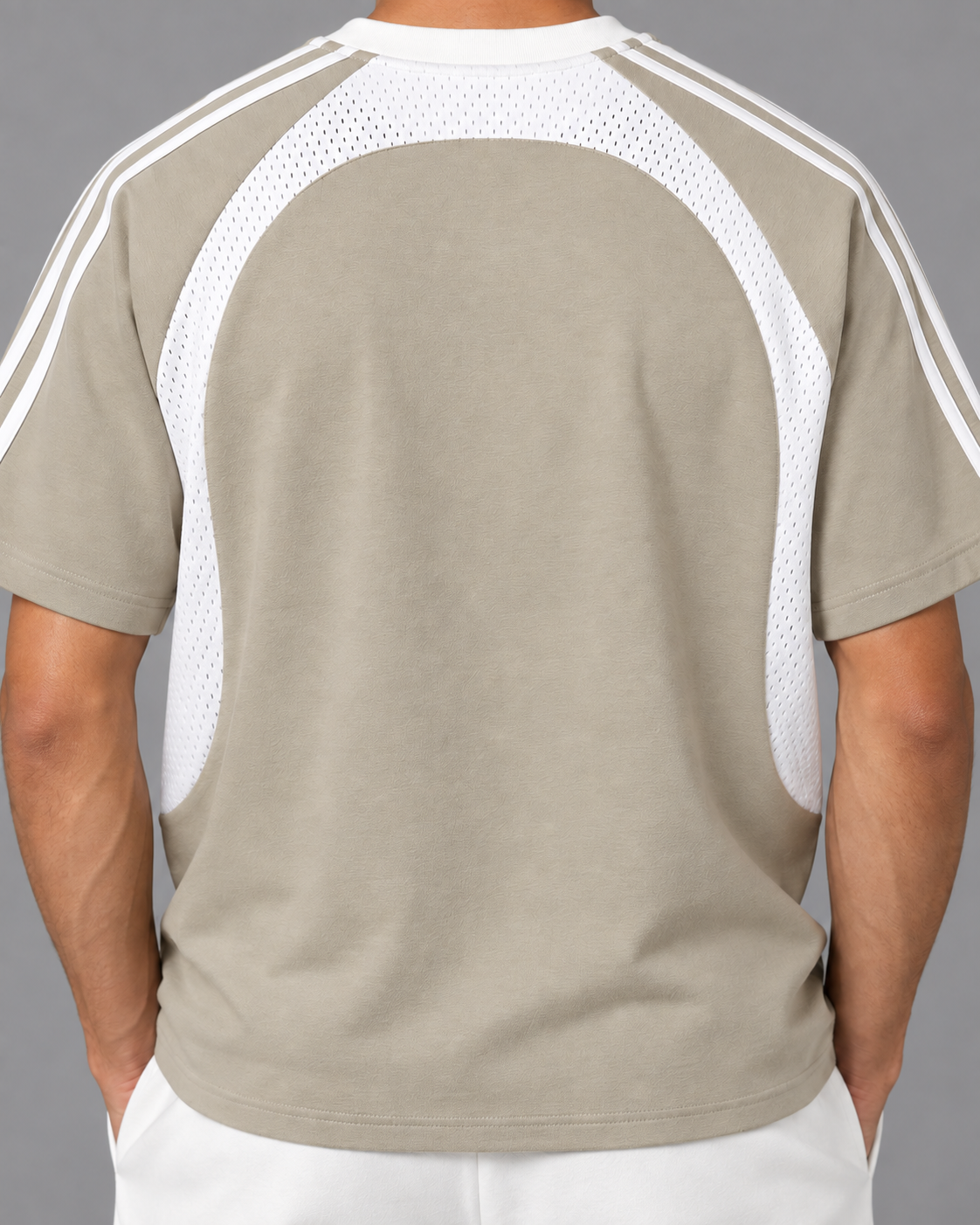 Contrast Stripes Panel Mesh T-shirt