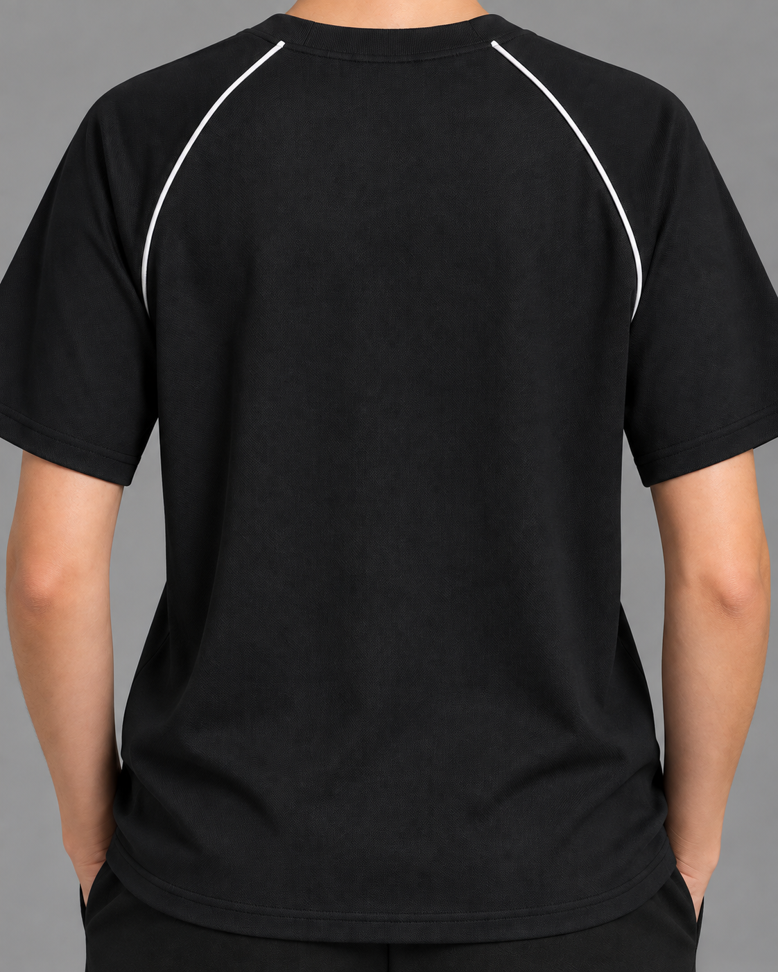Contrast Piping Panel Raglan T-Shirt